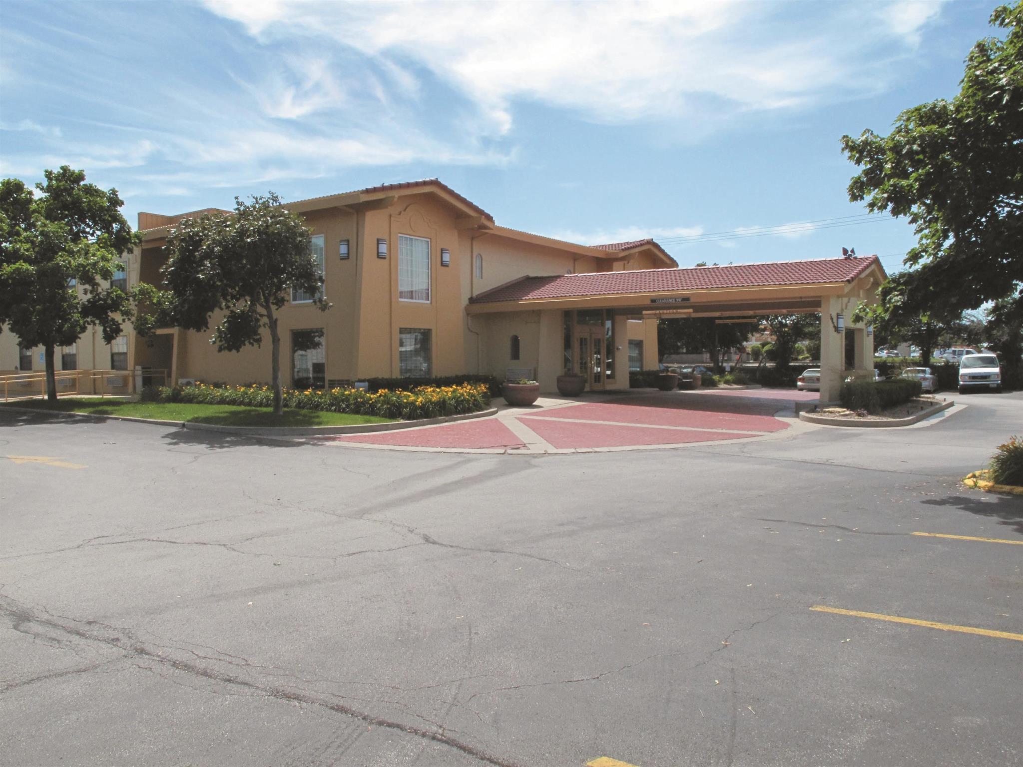 La Quinta Inn By Wyndham Moline Airport Zewnętrze zdjęcie